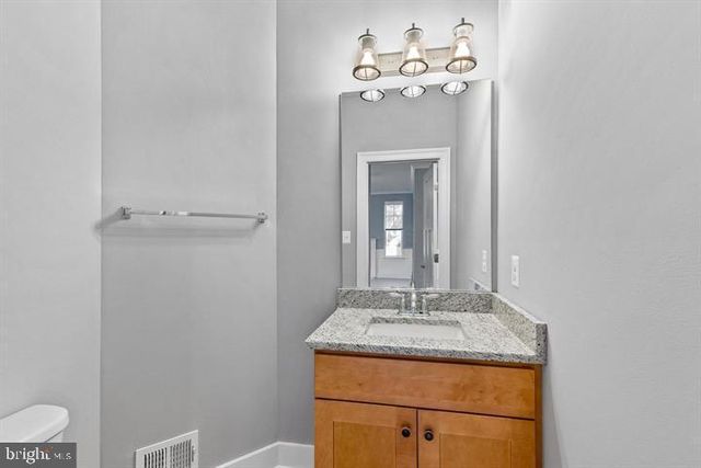 890 ALAMEDA DR, Huntingtown, MD 20639