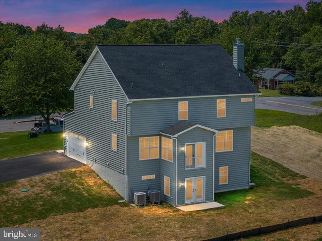 890 ALAMEDA DR, Huntingtown, MD 20639