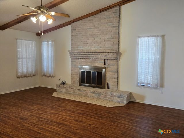 248 Hilltop Drive, Seguin, TX 78155