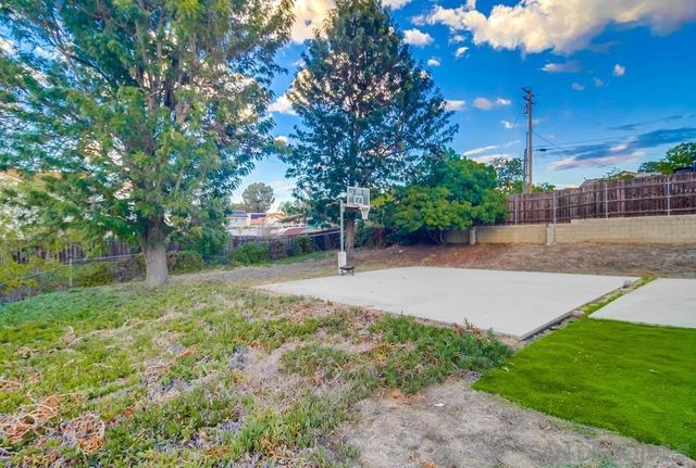 6964 Mount Vernon St, Lemon Grove, CA 91945