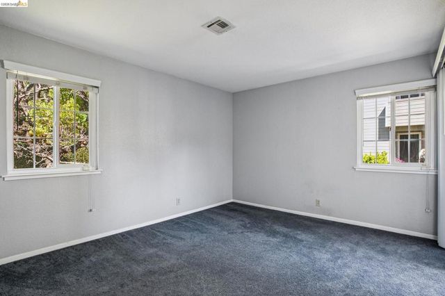 600 Canyon Oaks Drive F, Oakland, CA 94605