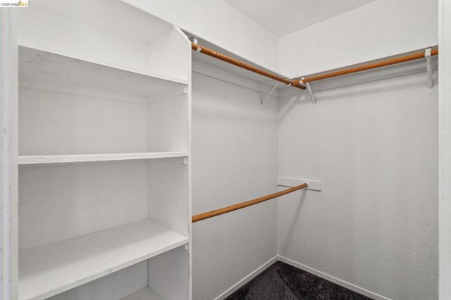 600 Canyon Oaks Drive F, Oakland, CA 94605