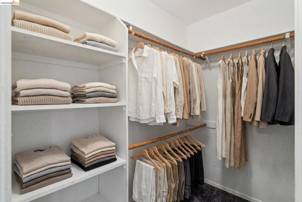 Image 39 of property listing at 600 Canyon Oaks Drive F, Oakland, CA 94605