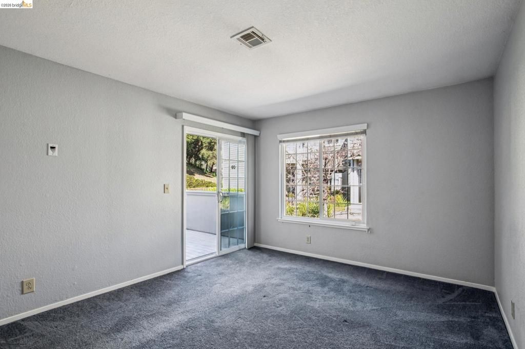 Image 49 of property listing at 600 Canyon Oaks Drive F, Oakland, CA 94605