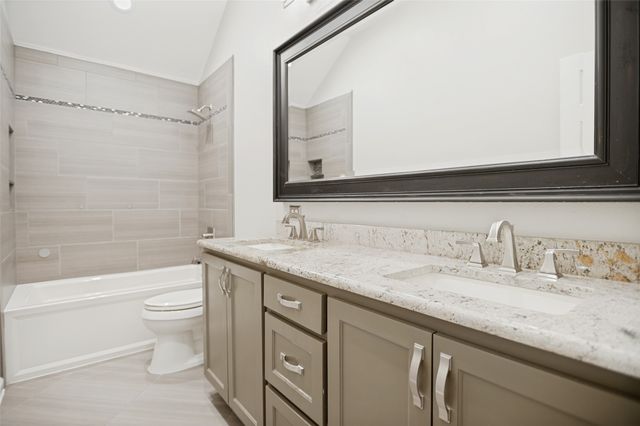 3624 Chateaux Lane, Hurst, TX 76054