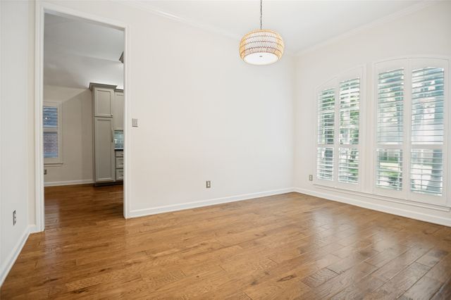 3624 Chateaux Lane, Hurst, TX 76054