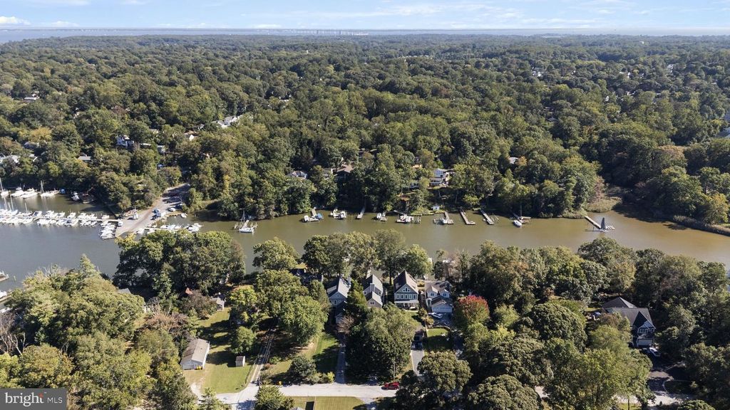 975 PHILLIPS DR, Arnold, MD 21012