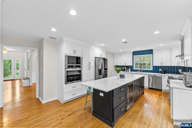 8 Ashland Street, Caldwell, NJ 07006