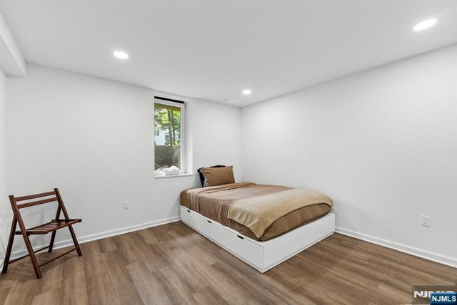 8 Ashland Street, Caldwell, NJ 07006