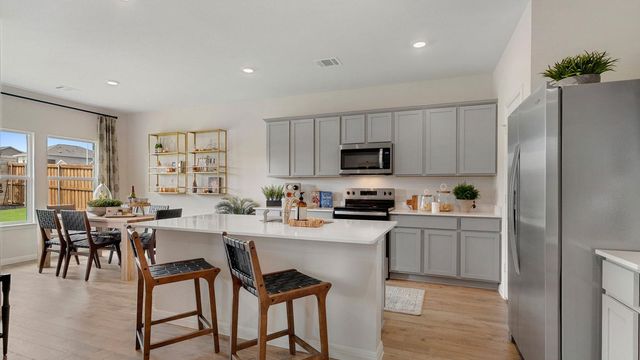 228 Rock Springs DR, Marble Falls, TX 78654