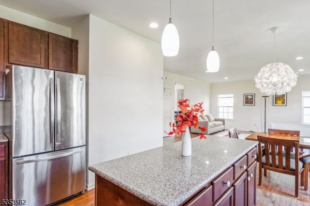 23 Schenck Ln, Franklin Twp., NJ 08873