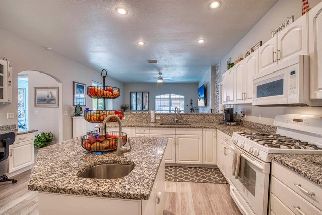 2720 SE Kern Road, Port St Lucie, FL 34984