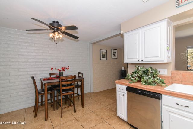 6759 E Hawk Drive, Tucson, AZ 85730