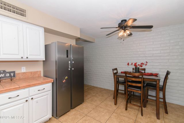 6759 E Hawk Drive, Tucson, AZ 85730