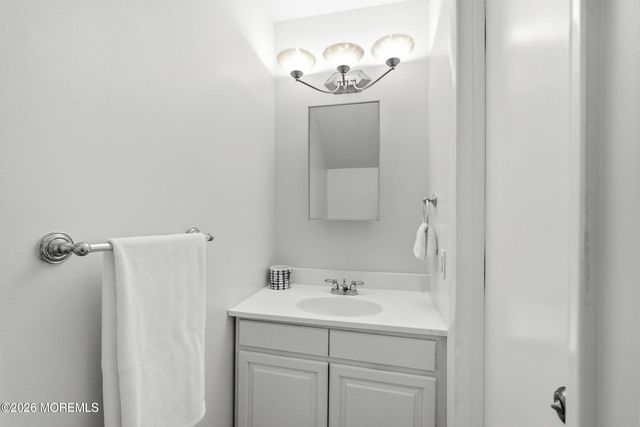 180 Greenwood Loop Road 180, Brick, NJ 08724