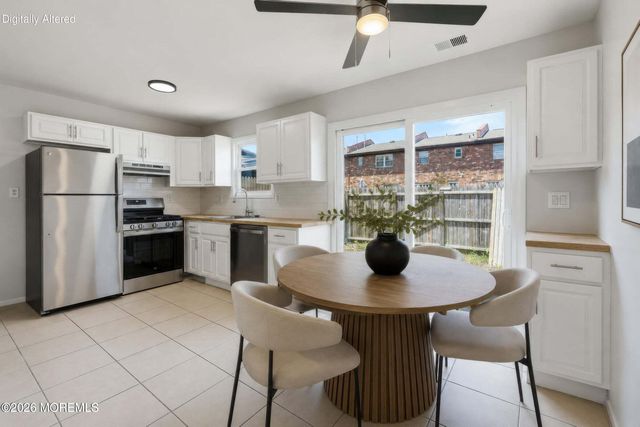 180 Greenwood Loop Road 180, Brick, NJ 08724