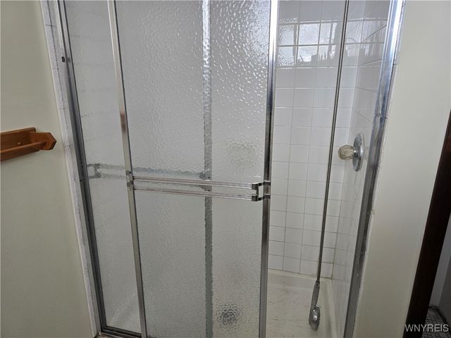 120 Autumnvale, Lockport City, NY 14094