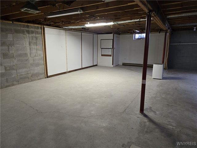 120 Autumnvale, Lockport City, NY 14094