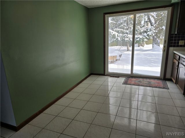 120 Autumnvale, Lockport City, NY 14094