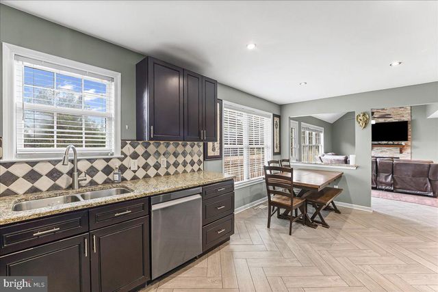 113 MIDLAND DR, Oxford, PA 19363