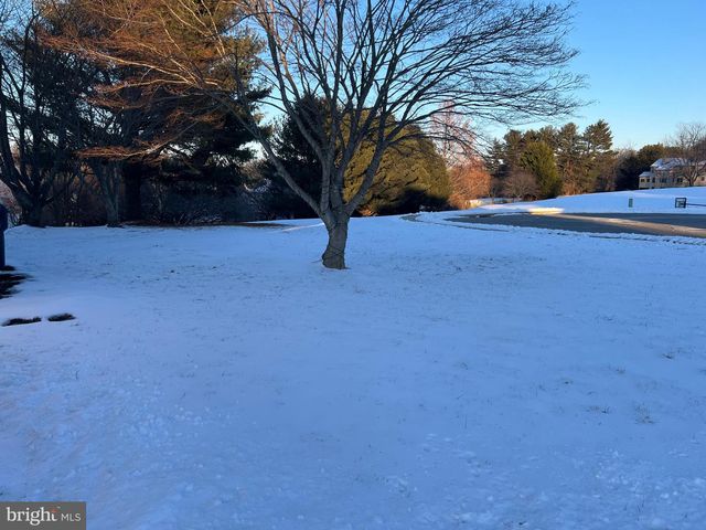 113 MIDLAND DR, Oxford, PA 19363