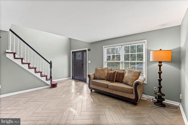 113 MIDLAND DR, Oxford, PA 19363