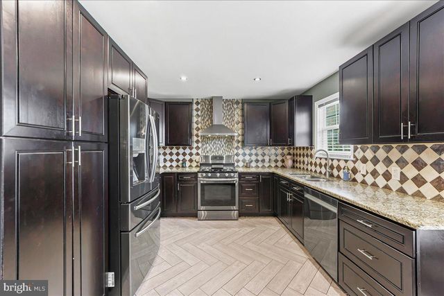 113 MIDLAND DR, Oxford, PA 19363