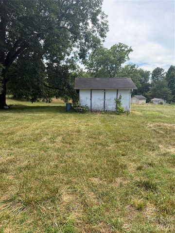135 Goodman Road, Troutman, NC 28166