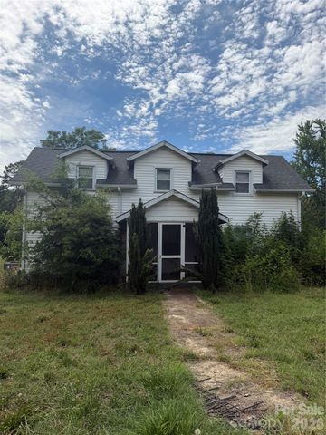 135 Goodman Road, Troutman, NC 28166