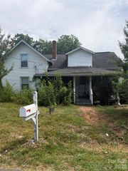 135 Goodman Road, Troutman, NC 28166