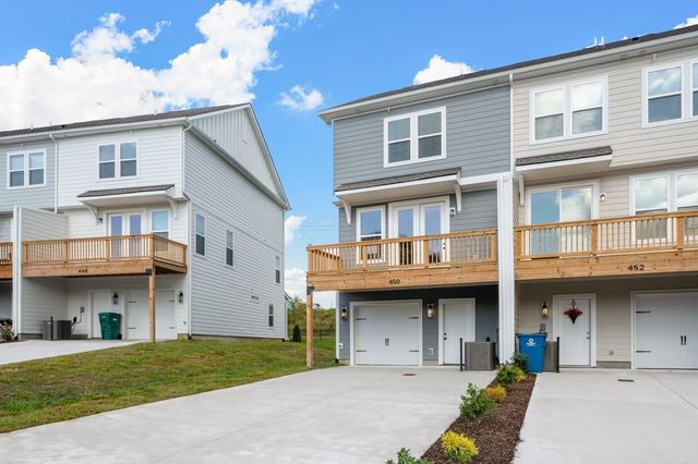 460 Blair Rd, Smyrna, TN 37167