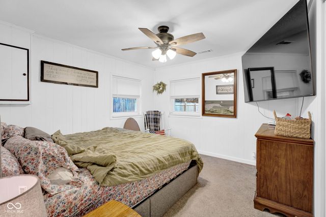 3427 N East Street, Columbus, IN 47203