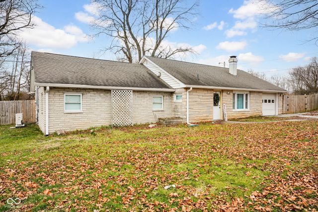 3427 N East Street, Columbus, IN 47203