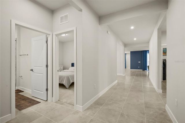 1714 UPLAND LANE, Winter Haven, FL 33884