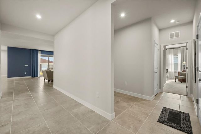 1714 UPLAND LANE, Winter Haven, FL 33884