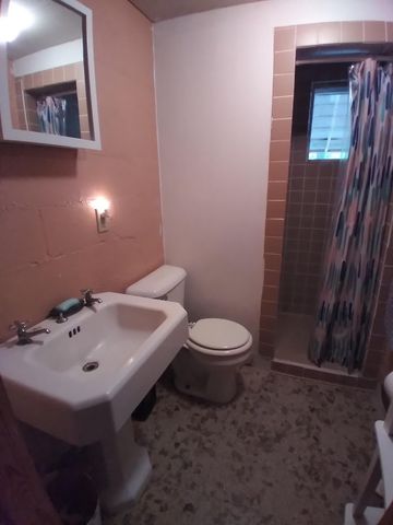 277 Camp Attrahunt Road, Monticello, KY 42633