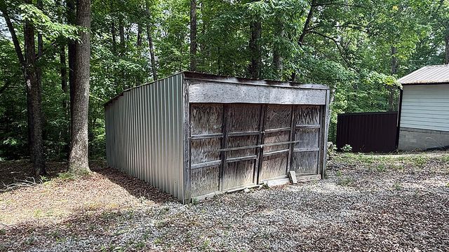 277 Camp Attrahunt Road, Monticello, KY 42633