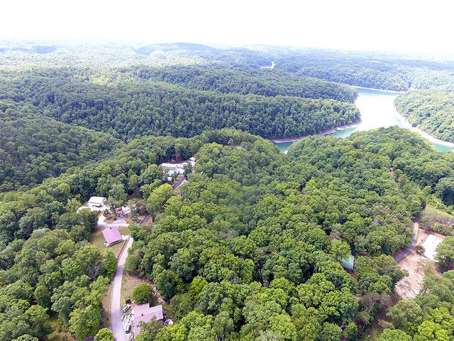 277 Camp Attrahunt Road, Monticello, KY 42633