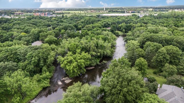 2721 Park Drive, Saint Cloud, MN 56303