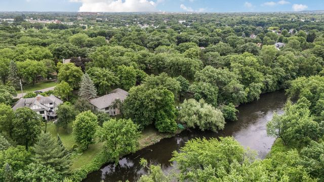 2721 Park Drive, Saint Cloud, MN 56303