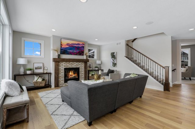 4985 Sunflower Place, Woodbury, MN 55129