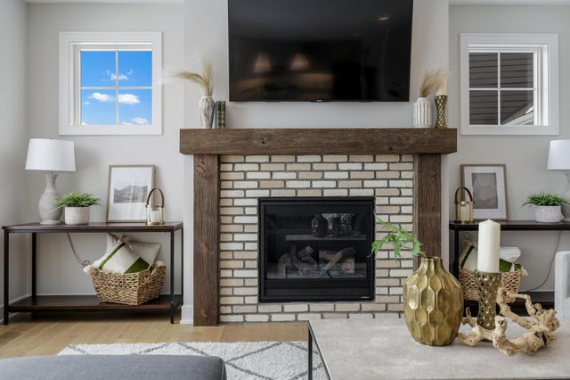 4985 Sunflower Place, Woodbury, MN 55129