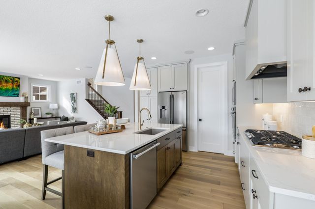 4985 Sunflower Place, Woodbury, MN 55129