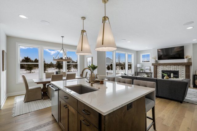 4985 Sunflower Place, Woodbury, MN 55129