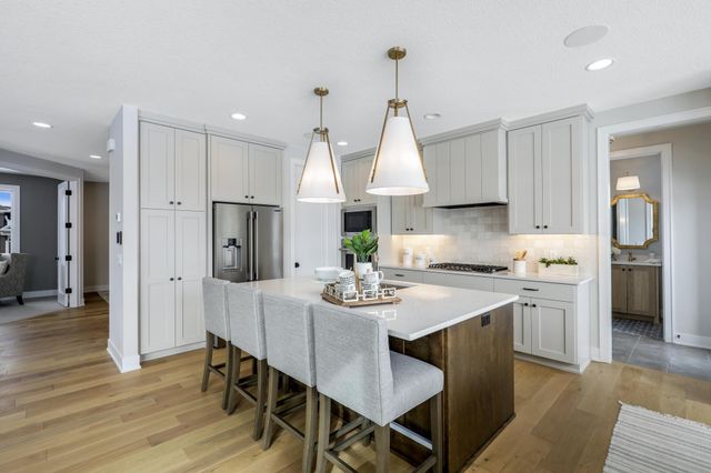 4985 Sunflower Place, Woodbury, MN 55129