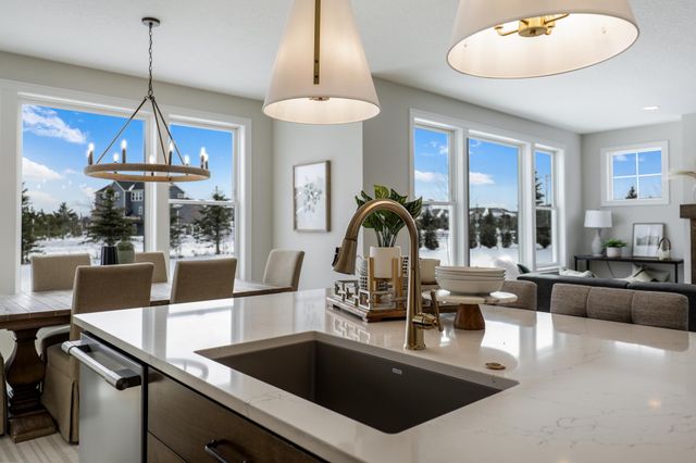 4985 Sunflower Place, Woodbury, MN 55129