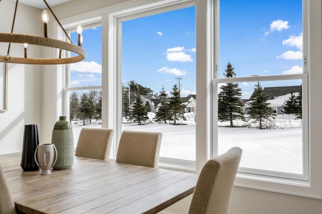 4985 Sunflower Place, Woodbury, MN 55129