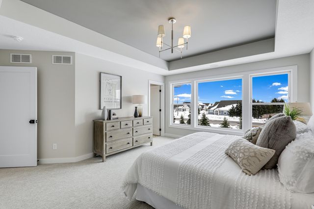 4985 Sunflower Place, Woodbury, MN 55129