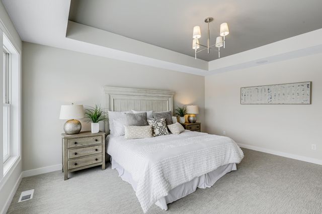 4985 Sunflower Place, Woodbury, MN 55129