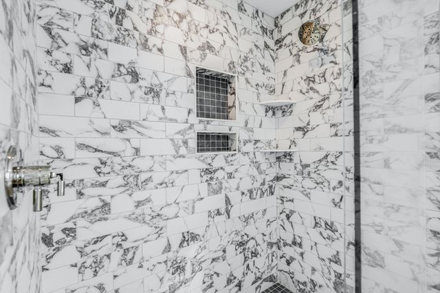 4985 Sunflower Place, Woodbury, MN 55129